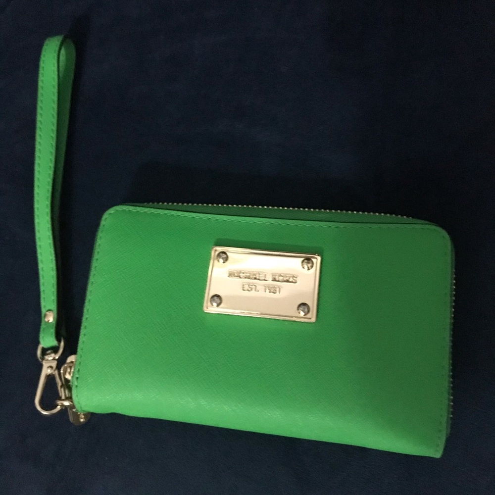 Michael Kors Wristlet